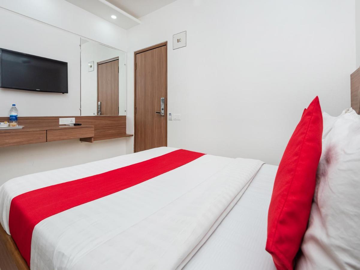 Hotel Balwas Surat Exterior photo