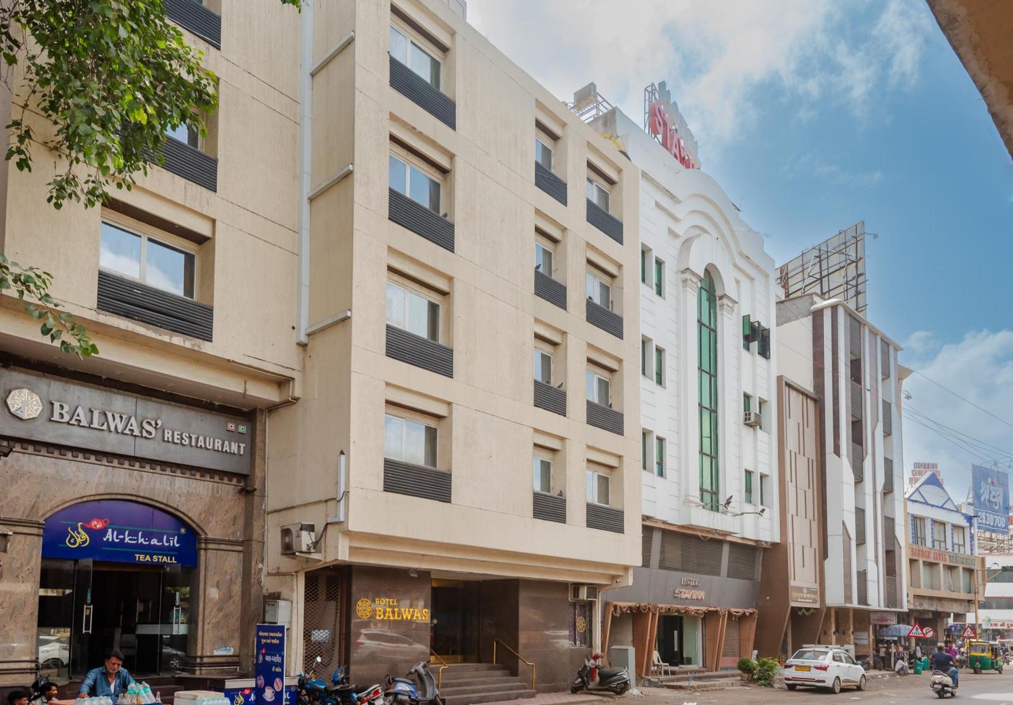 Hotel Balwas Surat Exterior photo